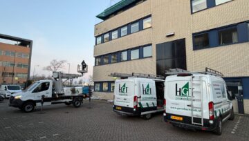 De gevels van Vaillant en AWB in Amsterdam gerenoveerd